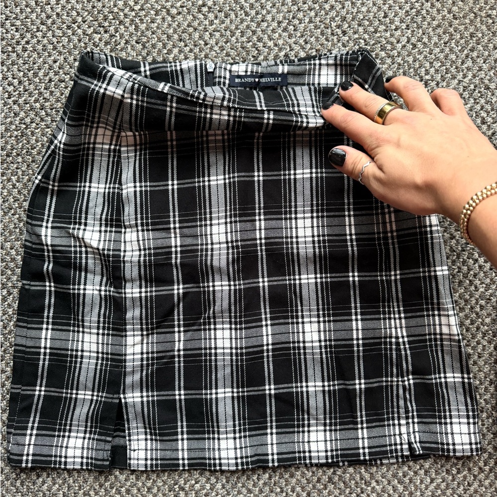 Brandy Melville black and white Plaid Mini Skirt